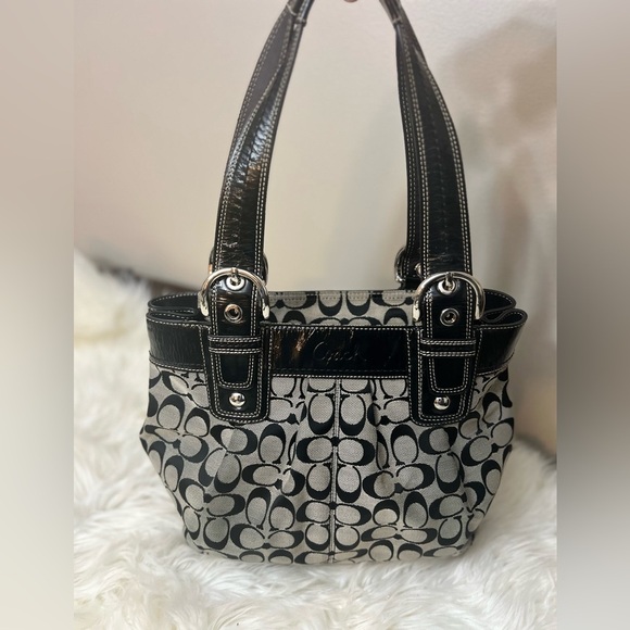 Coach Pleated Signature NS Tote Bag F15047 - Picture 3 of 13